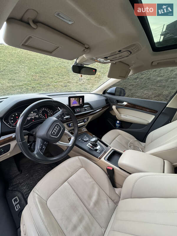 Внедорожник / Кроссовер Audi Q5 2017 в Львове фото 21 Внедорожник / Кроссовер Audi Q5 2017 в Львове