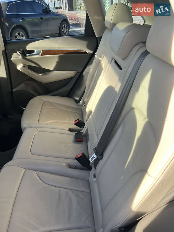 Внедорожник / Кроссовер Audi Q5 2011 в Городке фото 12 Внедорожник / Кроссовер Audi Q5 2011 в Городке