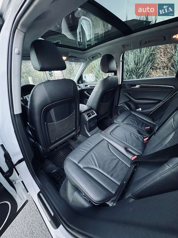 Позашляховик / Кросовер Audi Q5 2014 в Шептицькому