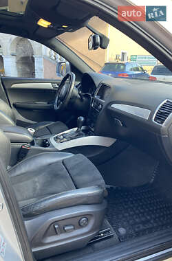 Внедорожник / Кроссовер Audi Q5 2010 в Каменец-Подольском
