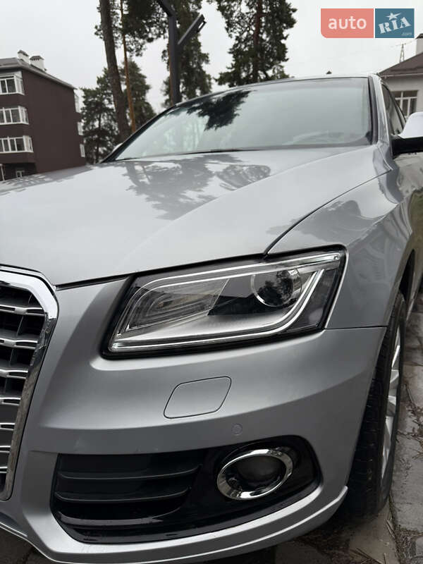 Внедорожник / Кроссовер Audi Q5 2015 в Ахтырке