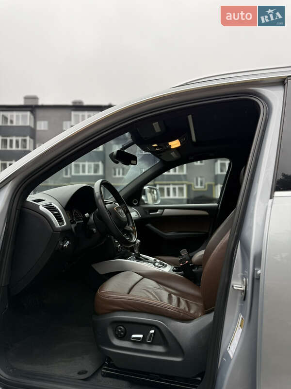 Внедорожник / Кроссовер Audi Q5 2015 в Ахтырке