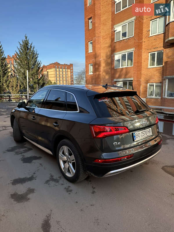 Внедорожник / Кроссовер Audi Q5 2017 в Тернополе