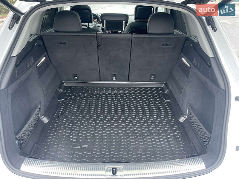 Внедорожник / Кроссовер Audi Q5 2018 в Киеве