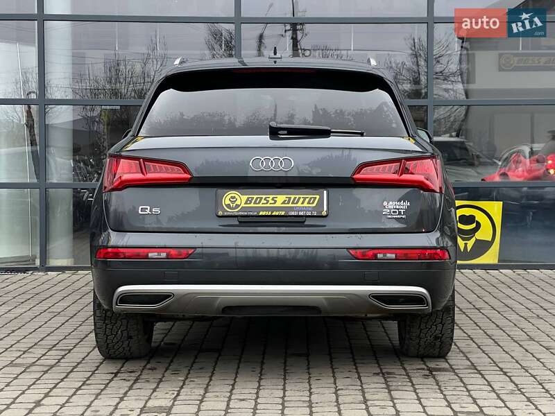 Внедорожник / Кроссовер Audi Q5 2018 в Ивано-Франковске