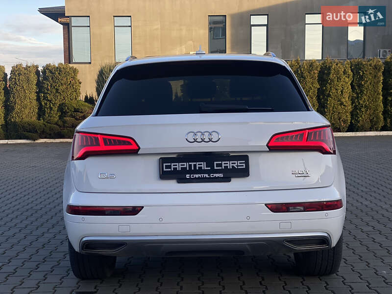 Внедорожник / Кроссовер Audi Q5 2018 в Луцке