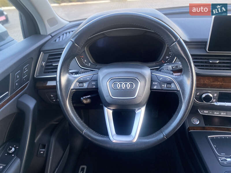 Внедорожник / Кроссовер Audi Q5 2018 в Луцке