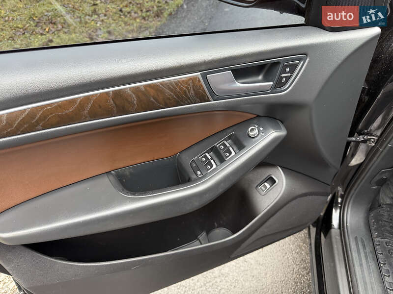 Внедорожник / Кроссовер Audi Q5 2017 в Луцке