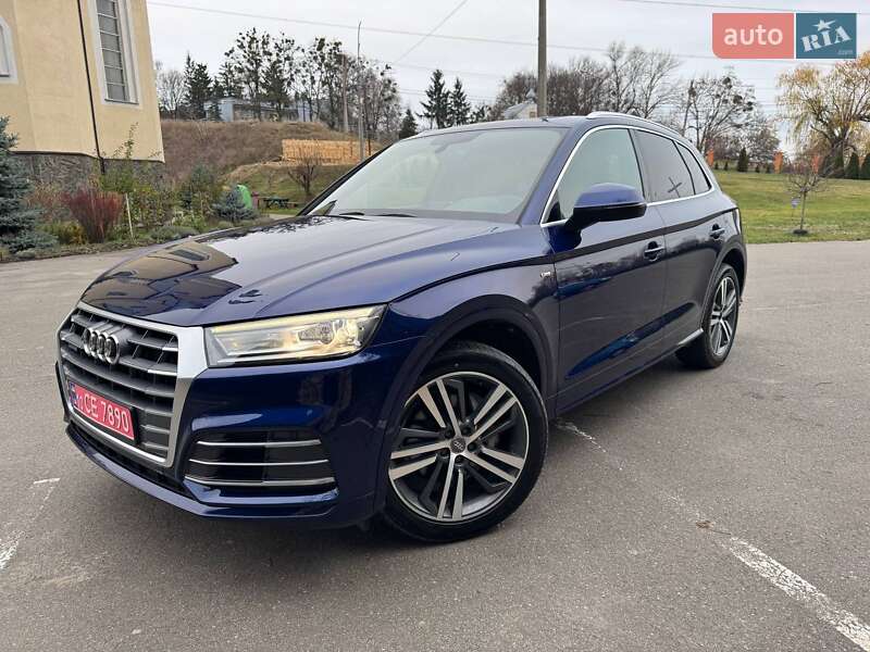 Внедорожник / Кроссовер Audi Q5 2017 в Киеве