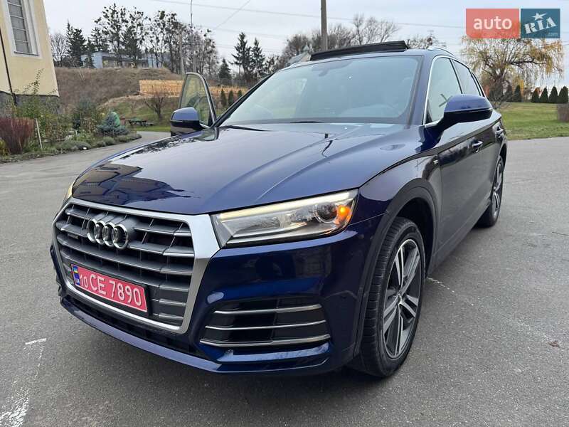 Внедорожник / Кроссовер Audi Q5 2017 в Киеве