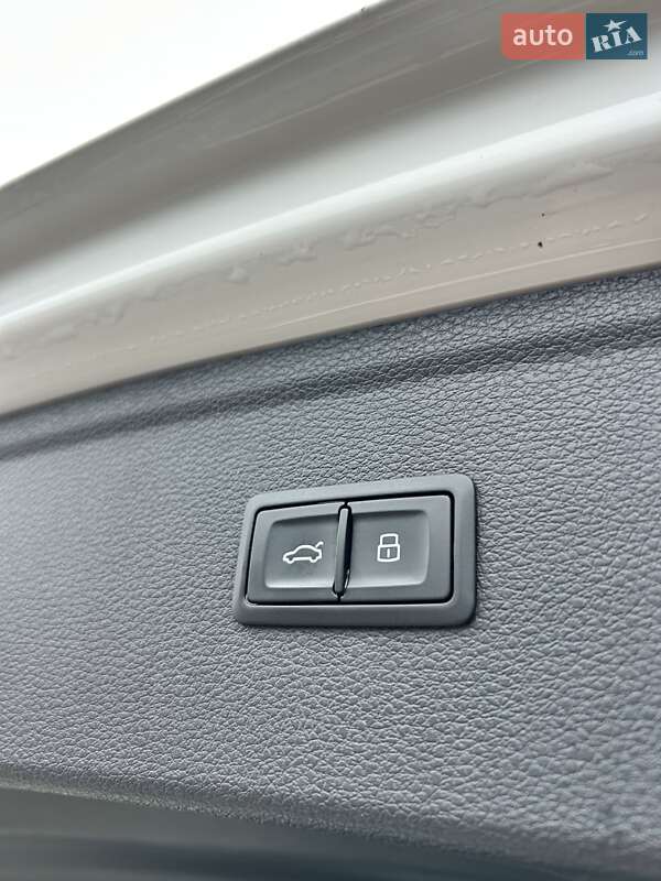 Внедорожник / Кроссовер Audi Q5 2017 в Сумах