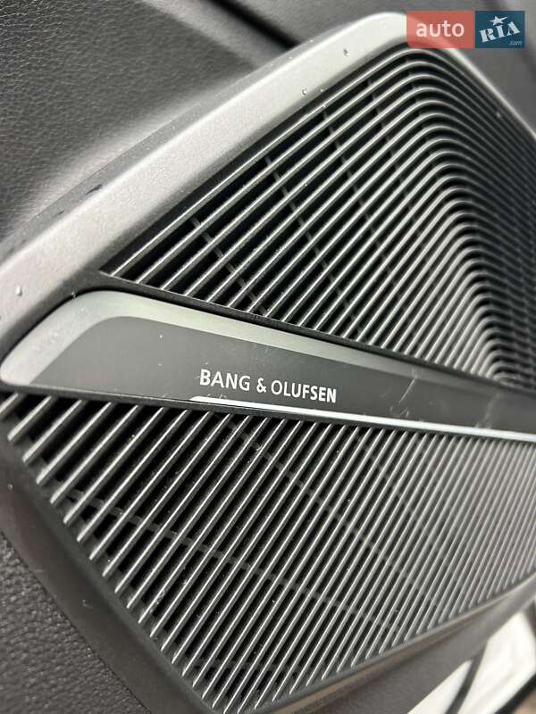 Внедорожник / Кроссовер Audi Q5 2017 в Сумах