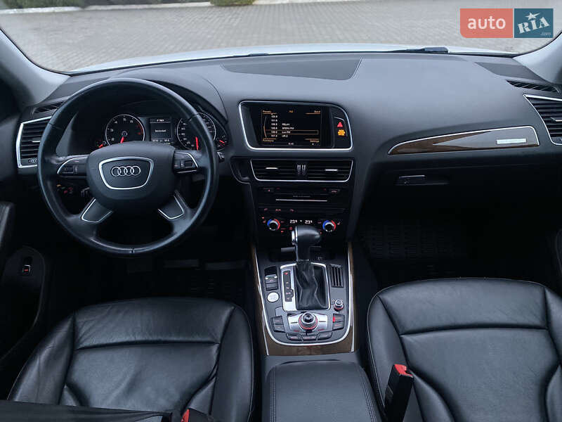 Внедорожник / Кроссовер Audi Q5 2016 в Луцке