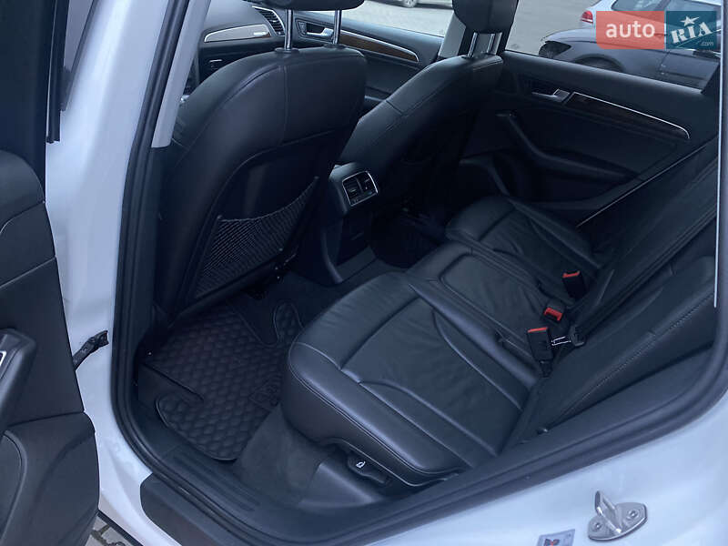 Внедорожник / Кроссовер Audi Q5 2016 в Луцке