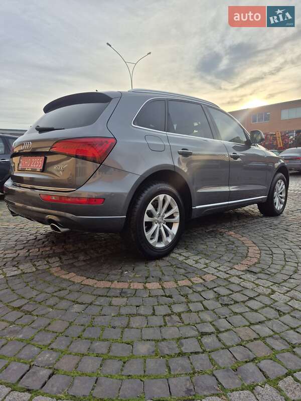 Внедорожник / Кроссовер Audi Q5 2015 в Луцке