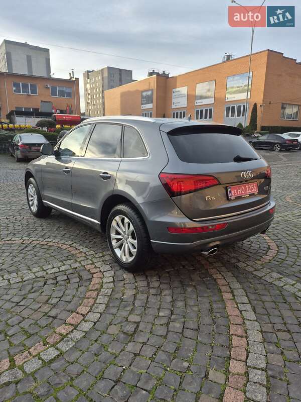 Внедорожник / Кроссовер Audi Q5 2015 в Луцке