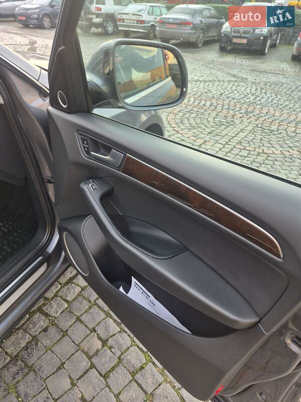 Внедорожник / Кроссовер Audi Q5 2015 в Луцке