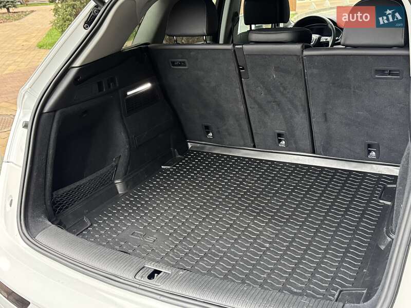 Внедорожник / Кроссовер Audi Q5 2022 в Киеве