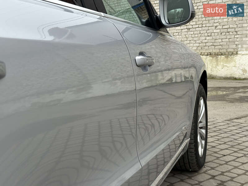 Внедорожник / Кроссовер Audi Q5 2015 в Ровно