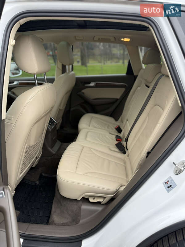Внедорожник / Кроссовер Audi Q5 2015 в Киеве фото 45 Внедорожник / Кроссовер Audi Q5 2015 в Киеве