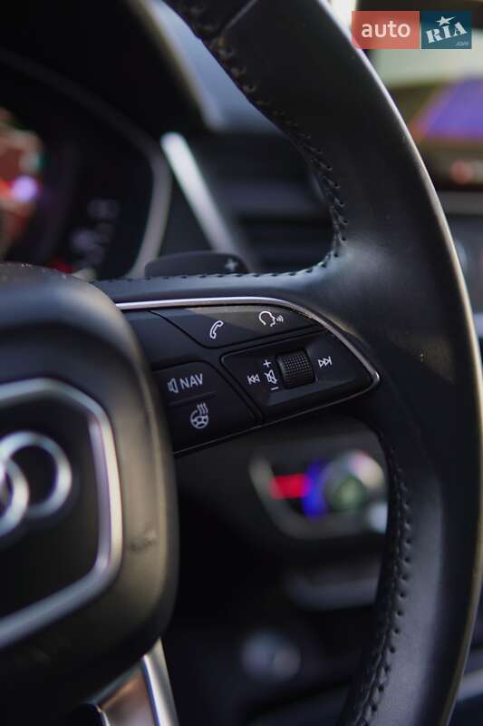 Внедорожник / Кроссовер Audi Q5 2018 в Ивано-Франковске