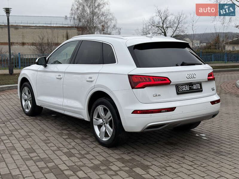 Внедорожник / Кроссовер Audi Q5 2018 в Харькове