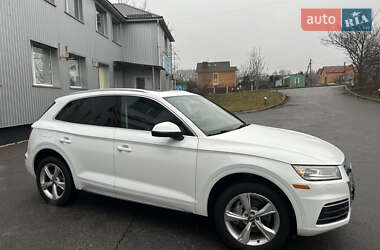 Позашляховик / Кросовер Audi Q5 2018 в Сумах