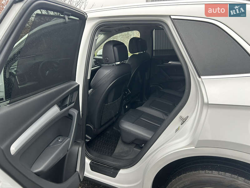 Внедорожник / Кроссовер Audi Q5 2018 в Сумах