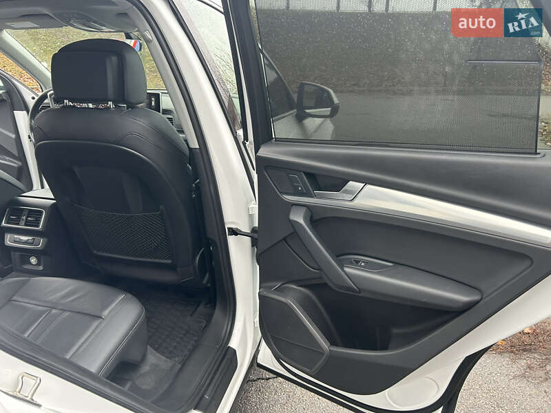 Внедорожник / Кроссовер Audi Q5 2018 в Сумах