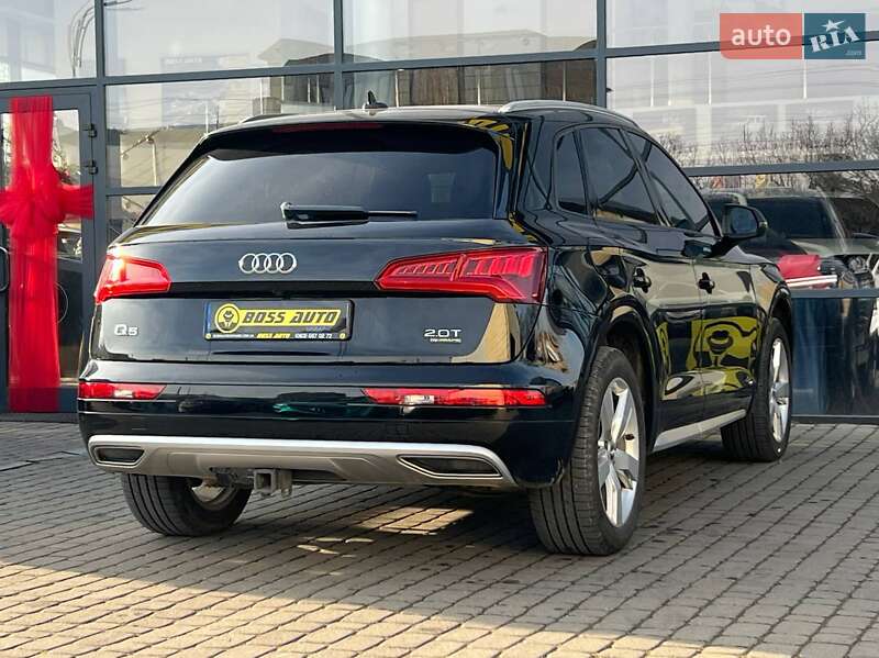 Внедорожник / Кроссовер Audi Q5 2018 в Ивано-Франковске