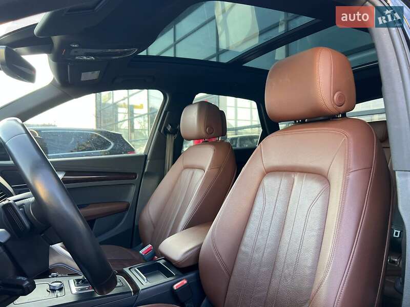 Внедорожник / Кроссовер Audi Q5 2018 в Ивано-Франковске