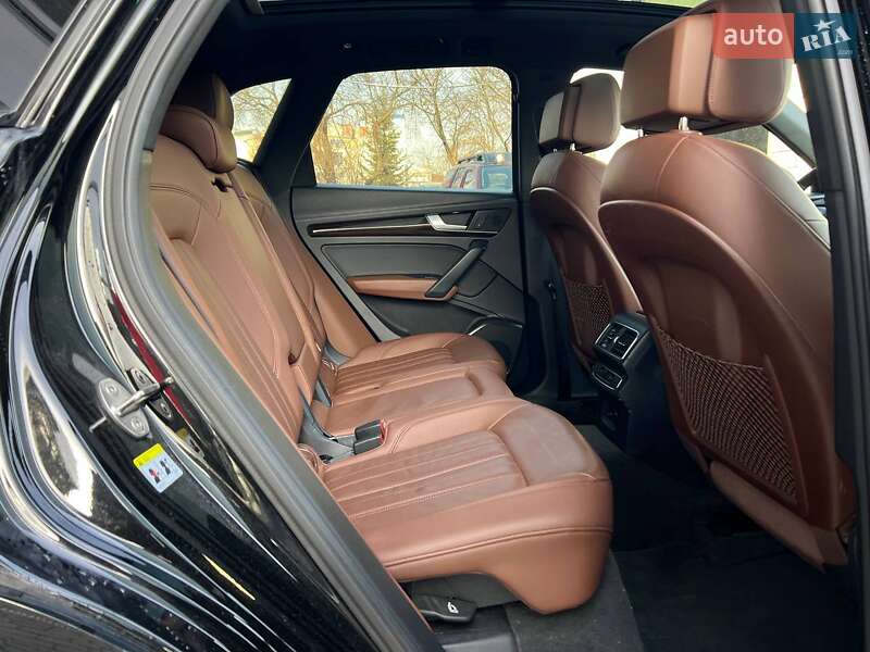 Внедорожник / Кроссовер Audi Q5 2018 в Ивано-Франковске