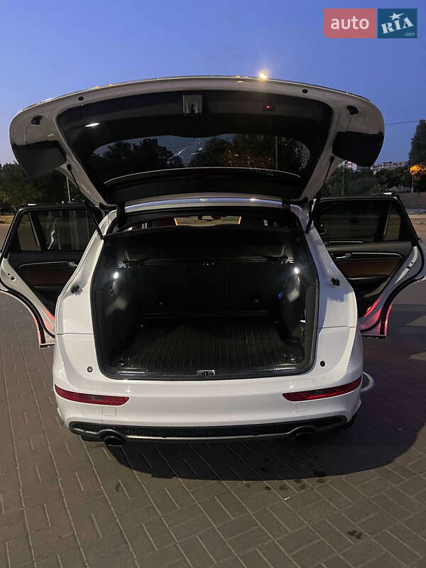 Внедорожник / Кроссовер Audi Q5 2016 в Киеве