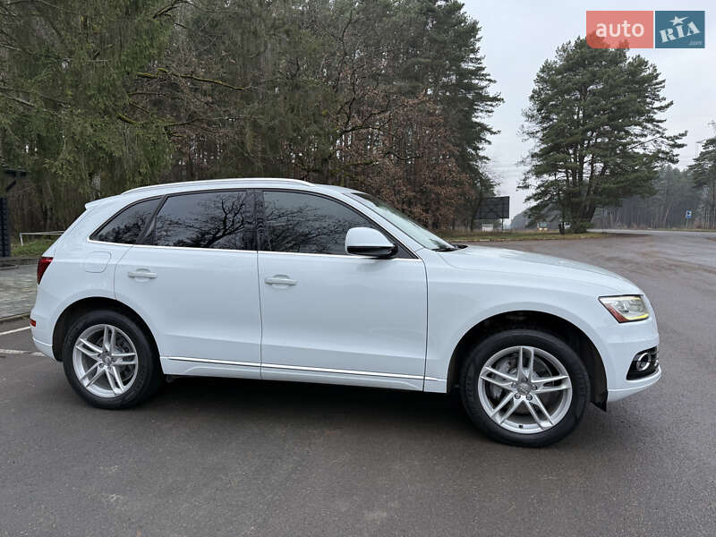 Внедорожник / Кроссовер Audi Q5 2015 в Киеве