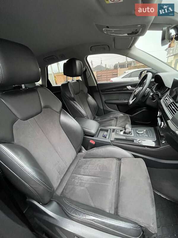 Внедорожник / Кроссовер Audi Q5 2018 в Харькове