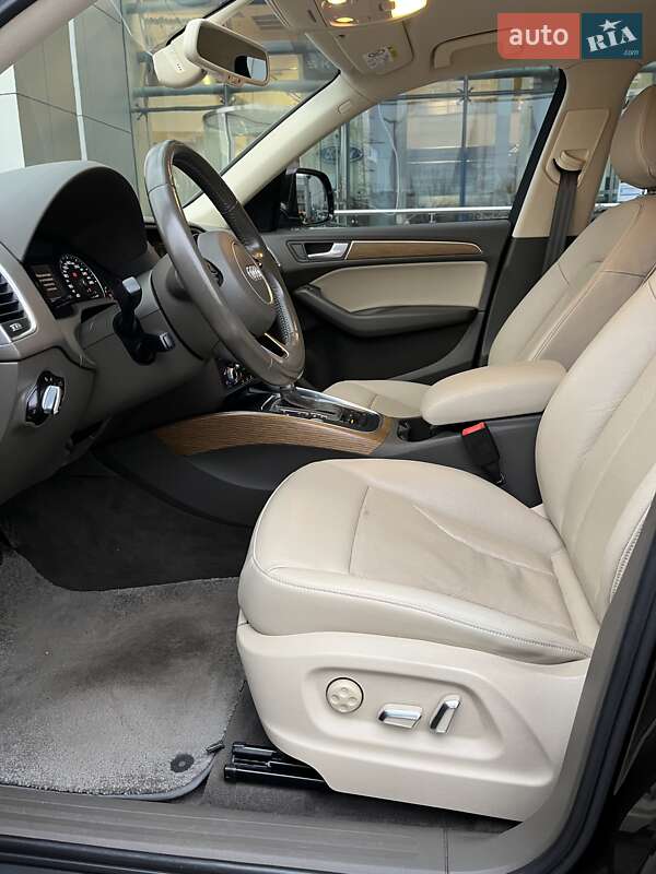 Внедорожник / Кроссовер Audi Q5 2014 в Киеве