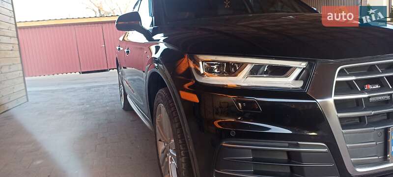 Внедорожник / Кроссовер Audi Q5 2018 в Житомире