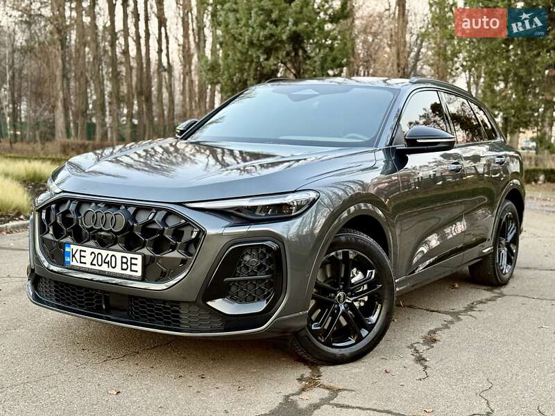 Внедорожник / Кроссовер Audi Q5 2025 в Киеве