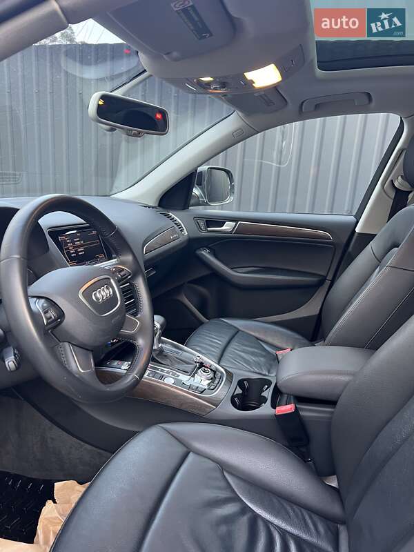 Внедорожник / Кроссовер Audi Q5 2015 в Ирпене