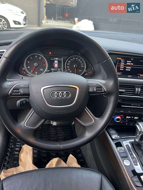 Внедорожник / Кроссовер Audi Q5 2015 в Ирпене