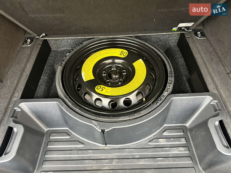 Внедорожник / Кроссовер Audi Q5 2015 в Ровно