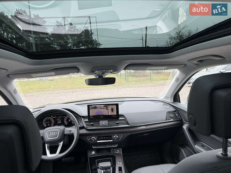 Внедорожник / Кроссовер Audi Q5 2023 в Киеве