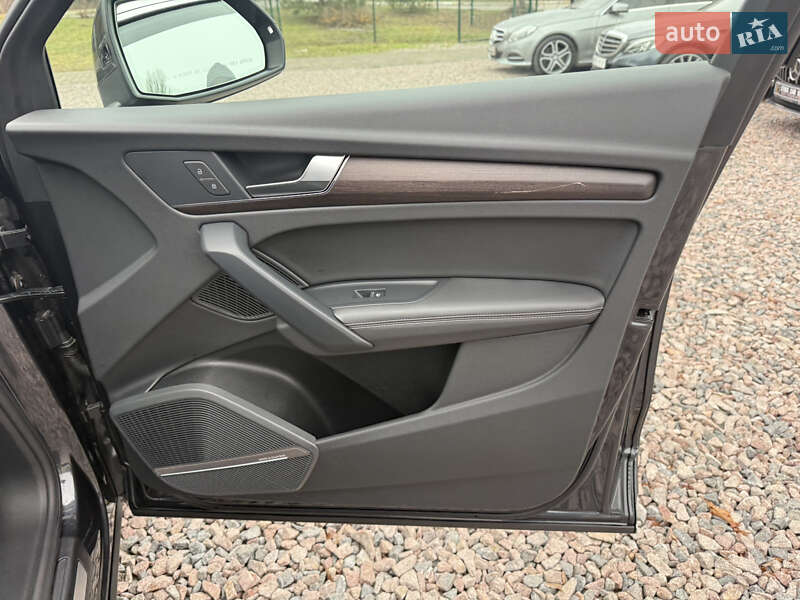 Внедорожник / Кроссовер Audi Q5 2023 в Киеве