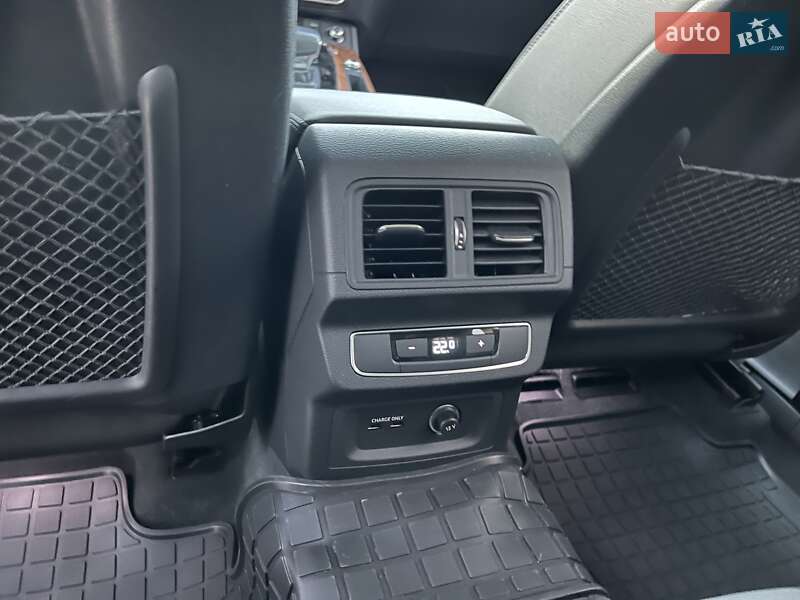 Внедорожник / Кроссовер Audi Q5 2020 в Киеве фото 31 Внедорожник / Кроссовер Audi Q5 2020 в Киеве