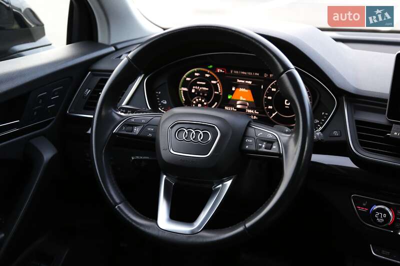 Внедорожник / Кроссовер Audi Q5 2020 в Киеве