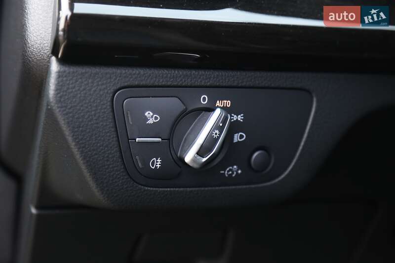 Внедорожник / Кроссовер Audi Q5 2020 в Киеве