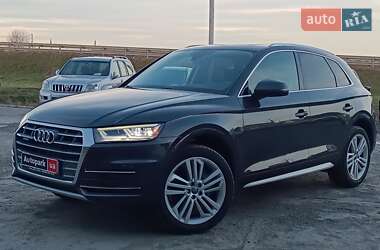 Позашляховик / Кросовер Audi Q5 2018 в Львові