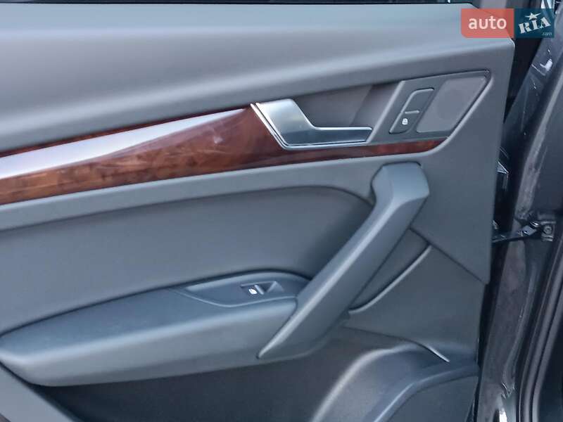 Внедорожник / Кроссовер Audi Q5 2018 в Львове