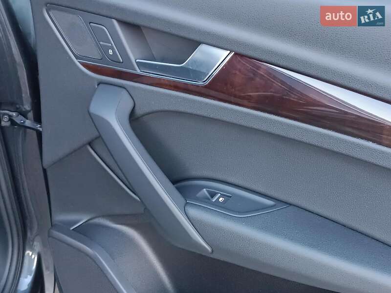 Внедорожник / Кроссовер Audi Q5 2018 в Львове