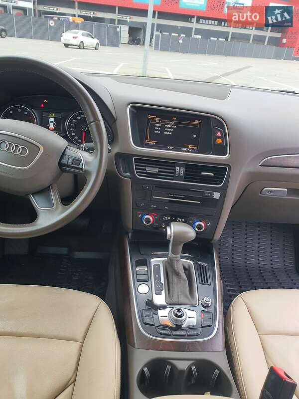 Внедорожник / Кроссовер Audi Q5 2014 в Киеве